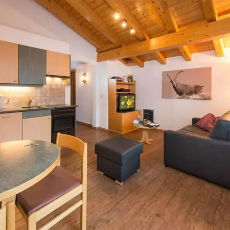 Helvetia Appartement-fewo Dachwohnung Nr- 7 By Interhome Apartment Saas-Fee